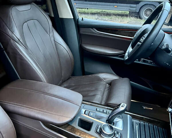 Белый БМВ Х5, объемом двигателя 2.99 л и пробегом 187 тыс. км за 25500 $, фото 21 на Automoto.ua