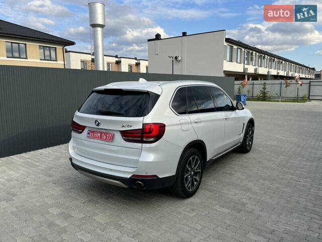 Белый БМВ Х5, объемом двигателя 3 л и пробегом 302 тыс. км за 18300 $, фото 5 на Automoto.ua