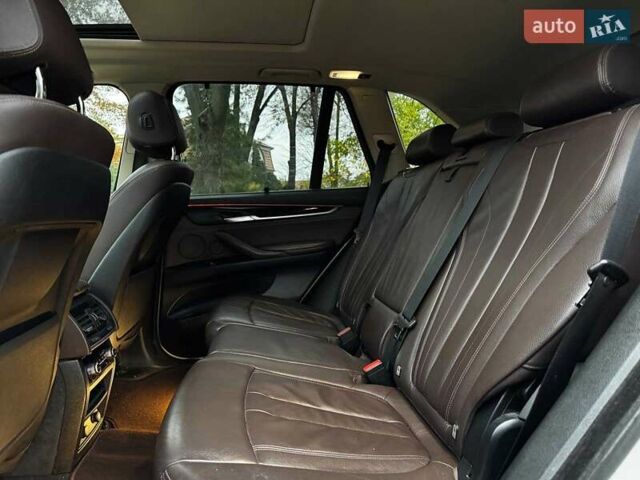 Білий БМВ Х5, об'ємом двигуна 3 л та пробігом 241 тис. км за 18490 $, фото 22 на Automoto.ua