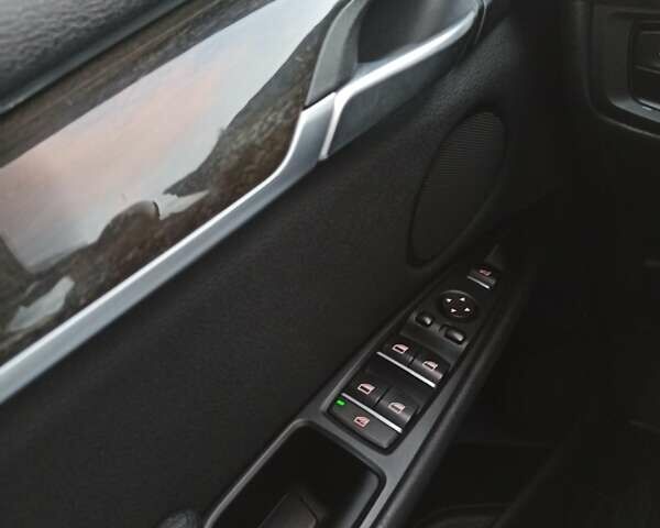 Белый БМВ Х5, объемом двигателя 2.99 л и пробегом 236 тыс. км за 24500 $, фото 40 на Automoto.ua