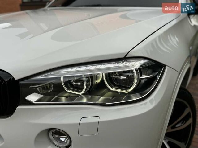 Білий БМВ Х5, об'ємом двигуна 2.99 л та пробігом 185 тис. км за 35500 $, фото 3 на Automoto.ua