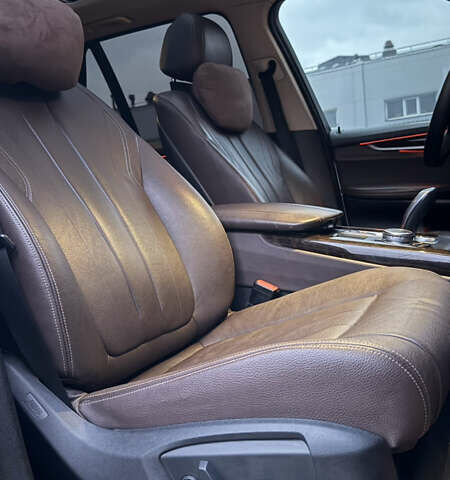 Белый БМВ Х5, объемом двигателя 3 л и пробегом 225 тыс. км за 28999 $, фото 31 на Automoto.ua