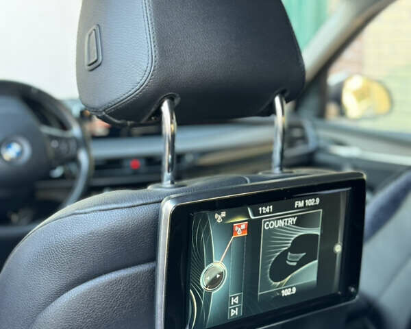 Белый БМВ Х5, объемом двигателя 2.98 л и пробегом 159 тыс. км за 20300 $, фото 4 на Automoto.ua