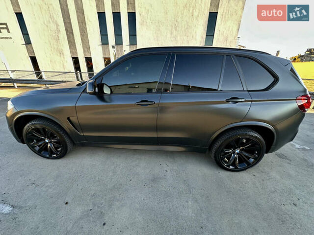 Белый БМВ Х5, объемом двигателя 2.99 л и пробегом 275 тыс. км за 25500 $, фото 5 на Automoto.ua