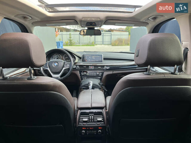 Белый БМВ Х5, объемом двигателя 3 л и пробегом 302 тыс. км за 18300 $, фото 6 на Automoto.ua