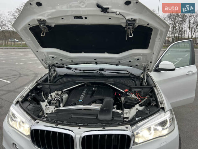 Белый БМВ Х5, объемом двигателя 2.98 л и пробегом 172 тыс. км за 22499 $, фото 21 на Automoto.ua
