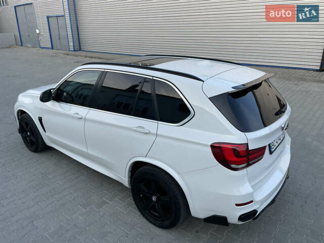 Белый БМВ Х5, объемом двигателя 2.98 л и пробегом 185 тыс. км за 22700 $, фото 32 на Automoto.ua