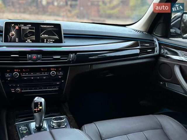 Белый БМВ Х5, объемом двигателя 2.99 л и пробегом 309 тыс. км за 23700 $, фото 33 на Automoto.ua