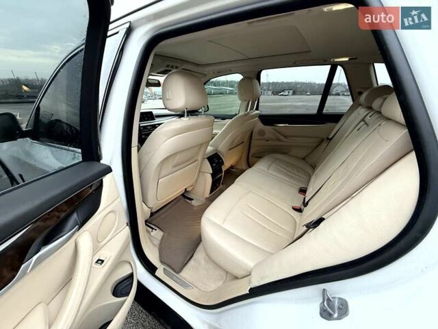 Білий БМВ Х5, об'ємом двигуна 3 л та пробігом 118 тис. км за 23990 $, фото 71 на Automoto.ua