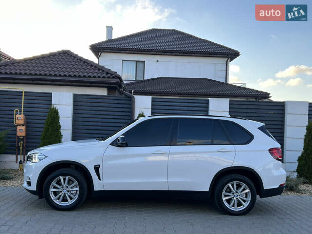 Белый БМВ Х5, объемом двигателя 2 л и пробегом 169 тыс. км за 23800 $, фото 42 на Automoto.ua