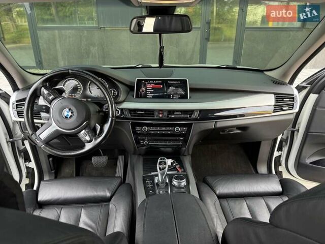 Білий БМВ Х5, об'ємом двигуна 2.99 л та пробігом 162 тис. км за 34300 $, фото 75 на Automoto.ua