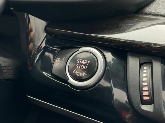 Белый БМВ Х5, объемом двигателя 3 л и пробегом 289 тыс. км за 26400 $, фото 14 на Automoto.ua