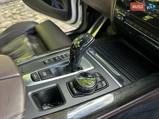 Белый БМВ Х5, объемом двигателя 2.99 л и пробегом 236 тыс. км за 28999 $, фото 73 на Automoto.ua