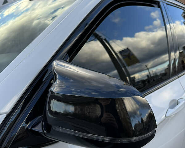 Белый БМВ Х5, объемом двигателя 2.99 л и пробегом 142 тыс. км за 34377 $, фото 12 на Automoto.ua