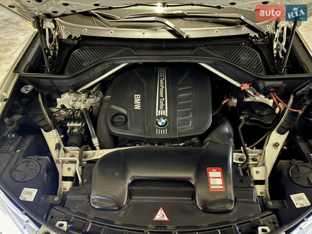 Білий БМВ Х5, об'ємом двигуна 3 л та пробігом 180 тис. км за 35000 $, фото 62 на Automoto.ua