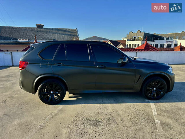 Белый БМВ Х5, объемом двигателя 2.99 л и пробегом 275 тыс. км за 25500 $, фото 11 на Automoto.ua