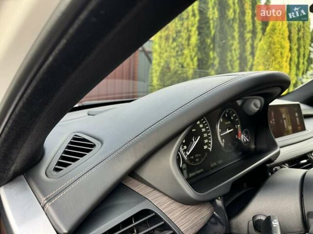 Білий БМВ Х5, об'ємом двигуна 2.99 л та пробігом 185 тис. км за 35500 $, фото 28 на Automoto.ua
