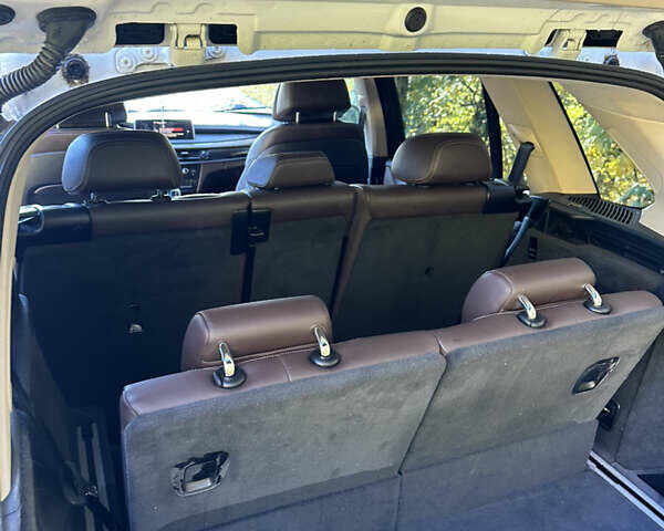 БМВ Х5 2014 в Черновцах на Automoto.ua Белый БМВ Х5, объемом двигателя 2.98 л и пробегом 269 тыс. км за 21500 $, фото 12 на Automoto.ua