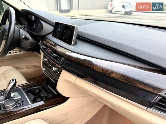 Білий БМВ Х5, об'ємом двигуна 3 л та пробігом 118 тис. км за 23990 $, фото 42 на Automoto.ua