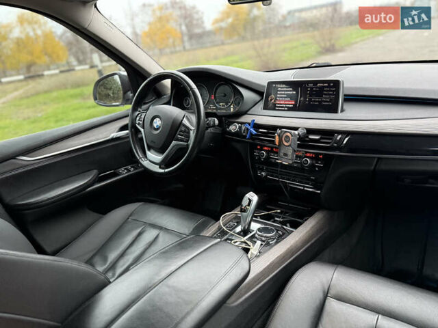 Білий БМВ Х5, об'ємом двигуна 2 л та пробігом 210 тис. км за 27000 $, фото 14 на Automoto.ua