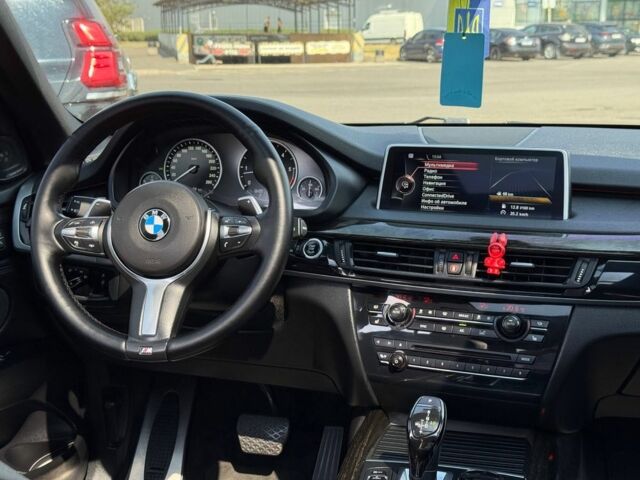 Білий БМВ Х5, об'ємом двигуна 3 л та пробігом 288 тис. км за 26666 $, фото 18 на Automoto.ua