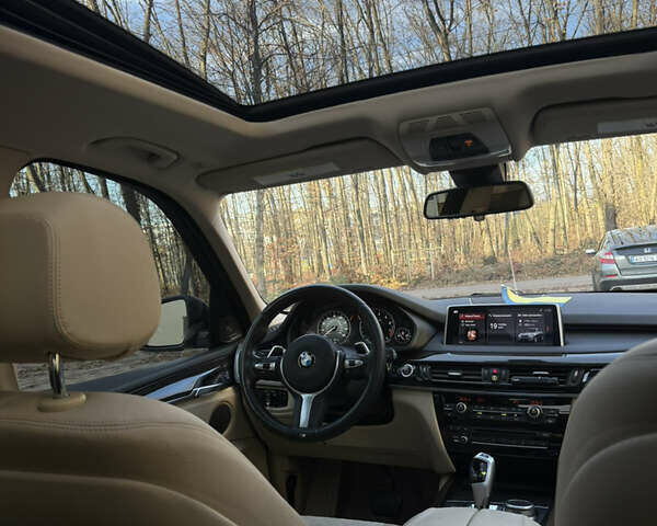 Белый БМВ Х5, объемом двигателя 2.98 л и пробегом 218 тыс. км за 21700 $, фото 6 на Automoto.ua