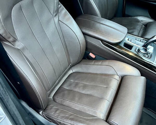 Белый БМВ Х5, объемом двигателя 2.99 л и пробегом 187 тыс. км за 25500 $, фото 18 на Automoto.ua