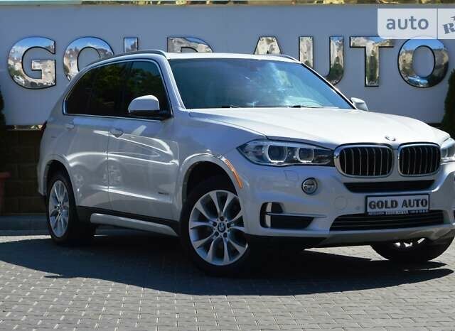 Белый БМВ Х5, объемом двигателя 3 л и пробегом 175 тыс. км за 21900 $, фото 1 на Automoto.ua