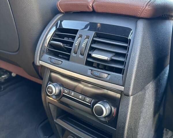 Білий БМВ Х5, об'ємом двигуна 2.98 л та пробігом 209 тис. км за 26500 $, фото 11 на Automoto.ua