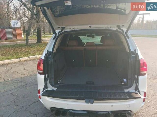 Белый БМВ Х5, объемом двигателя 3 л и пробегом 200 тыс. км за 19300 $, фото 8 на Automoto.ua