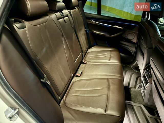 Білий БМВ Х5, об'ємом двигуна 3 л та пробігом 180 тис. км за 35000 $, фото 52 на Automoto.ua