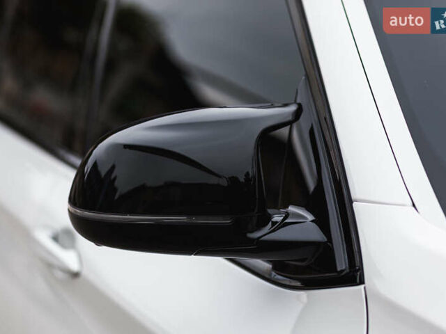 Белый БМВ Х5, объемом двигателя 4.39 л и пробегом 150 тыс. км за 26400 $, фото 7 на Automoto.ua