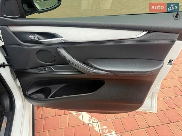 Белый БМВ Х5, объемом двигателя 2.99 л и пробегом 175 тыс. км за 31900 $, фото 54 на Automoto.ua