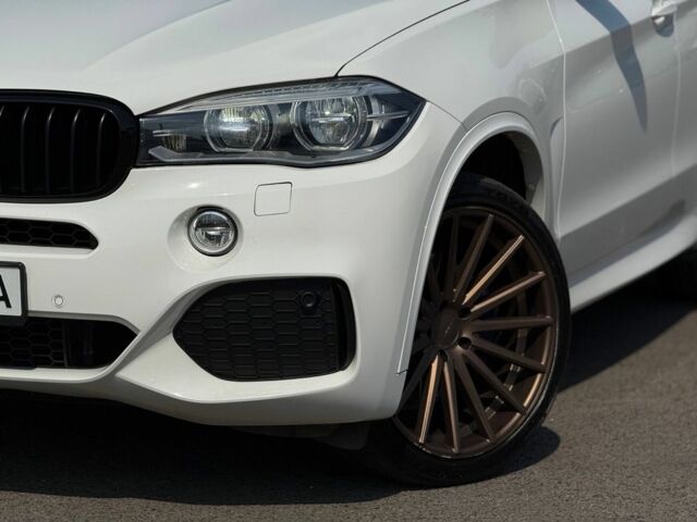 Білий БМВ Х5, об'ємом двигуна 3 л та пробігом 288 тис. км за 26666 $, фото 4 на Automoto.ua