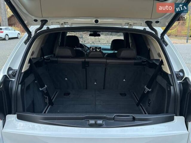 Белый БМВ Х5, объемом двигателя 2.99 л и пробегом 309 тыс. км за 23700 $, фото 45 на Automoto.ua