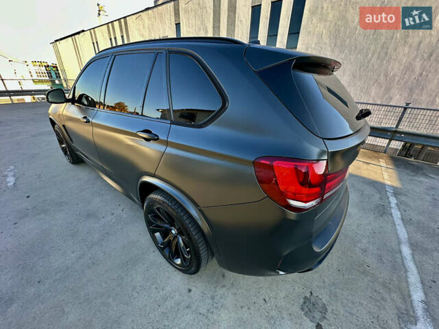 Белый БМВ Х5, объемом двигателя 2.99 л и пробегом 275 тыс. км за 25500 $, фото 7 на Automoto.ua