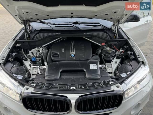 Білий БМВ Х5, об'ємом двигуна 2.99 л та пробігом 162 тис. км за 34300 $, фото 80 на Automoto.ua