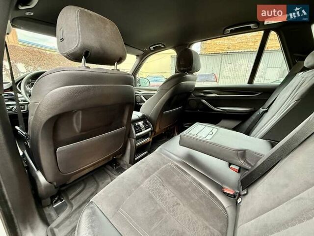 Белый БМВ Х5, объемом двигателя 2.99 л и пробегом 197 тыс. км за 27999 $, фото 22 на Automoto.ua