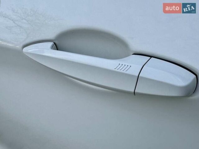 Білий БМВ Х5, об'ємом двигуна 2.99 л та пробігом 162 тис. км за 34300 $, фото 21 на Automoto.ua