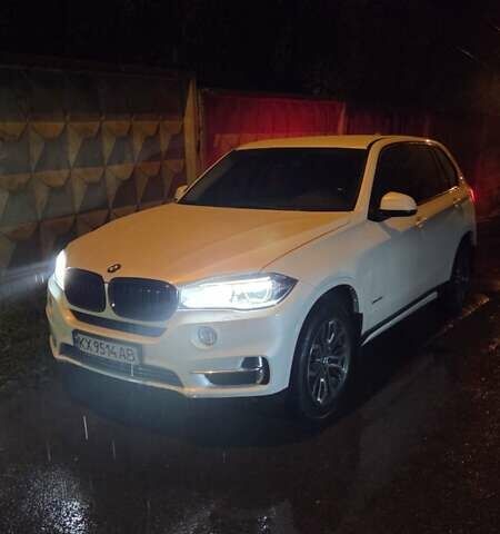 Белый БМВ Х5, объемом двигателя 2.98 л и пробегом 168 тыс. км за 26000 $, фото 3 на Automoto.ua