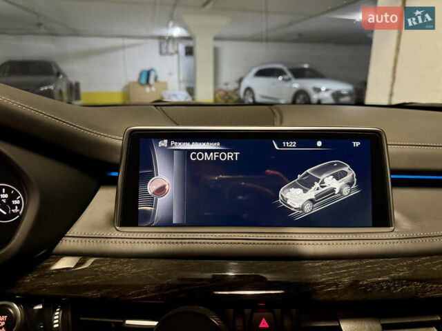 Білий БМВ Х5, об'ємом двигуна 3 л та пробігом 180 тис. км за 35000 $, фото 31 на Automoto.ua