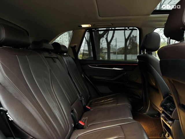 Белый БМВ Х5, объемом двигателя 3 л и пробегом 241 тыс. км за 18440 $, фото 30 на Automoto.ua