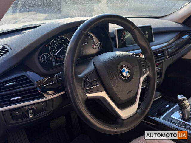 Белый БМВ Х5, объемом двигателя 3 л и пробегом 39 тыс. км за 44000 $, фото 7 на Automoto.ua