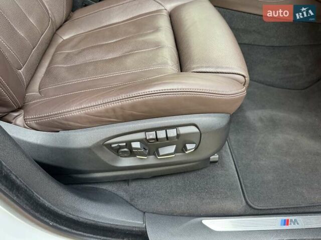 Білий БМВ Х5, об'ємом двигуна 2.99 л та пробігом 185 тис. км за 35500 $, фото 47 на Automoto.ua