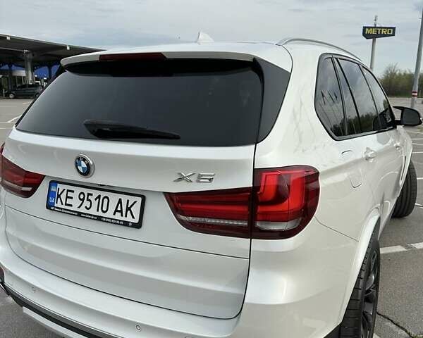 Білий БМВ Х5, об'ємом двигуна 3 л та пробігом 193 тис. км за 24700 $, фото 1 на Automoto.ua