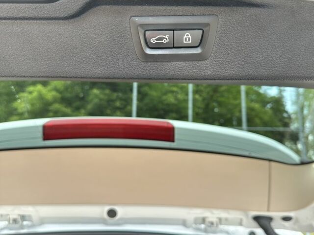 Белый БМВ Х5, объемом двигателя 3 л и пробегом 193 тыс. км за 23999 $, фото 4 на Automoto.ua