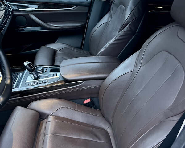 Белый БМВ Х5, объемом двигателя 2.99 л и пробегом 187 тыс. км за 25500 $, фото 30 на Automoto.ua