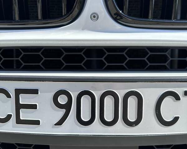 Білий БМВ Х5, об'ємом двигуна 2.98 л та пробігом 209 тис. км за 26500 $, фото 3 на Automoto.ua