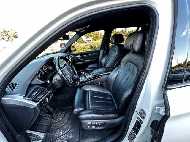 Білий БМВ Х5, об'ємом двигуна 3 л та пробігом 120 тис. км за 24000 $, фото 5 на Automoto.ua