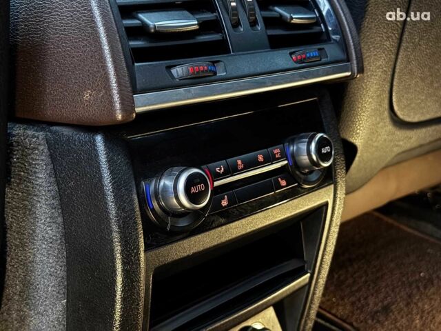 Белый БМВ Х5, объемом двигателя 3 л и пробегом 241 тыс. км за 18440 $, фото 24 на Automoto.ua